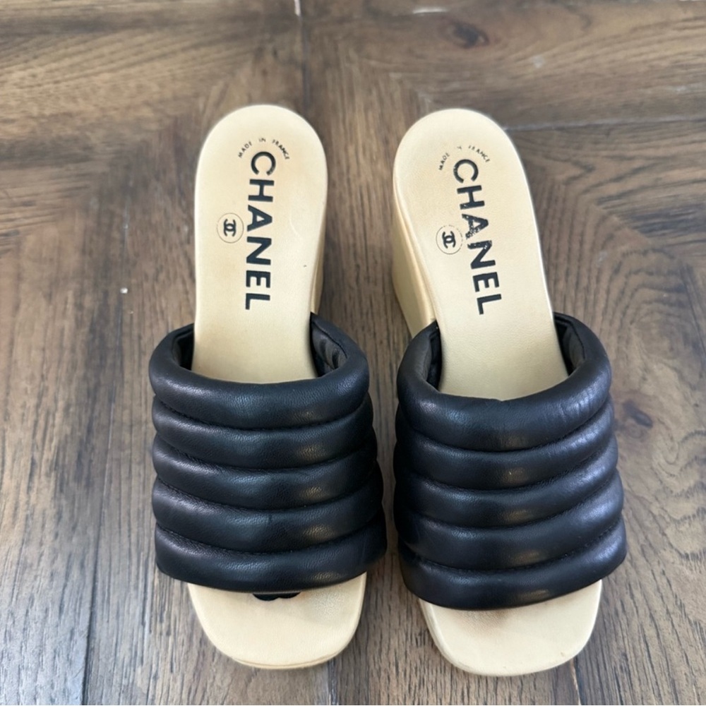 Authentic Chanel Black Leather Women's Wedge Sandals - Picture 3 of 8